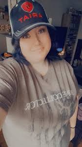 Amanda Attaway's Instagram, Twitter & Facebook