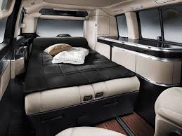 Mercedes Benz Marco Polo A L Interieur Vous Trouverez Un Refrigerateur De 40 Litres Et Une Petite Cuisine Vintage Camper Interieur Camperbusje Volkswagen Polo