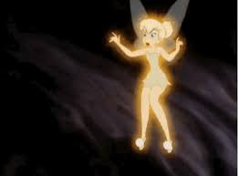 Voici Pourquoi La Fee Clochette Est Le Pire Personnage Disney Bad Disney Characters Disney Characters Tinkerbell