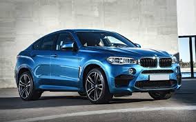 Comparison Bmw X6 M 2017 Vs Bmw X6 M 2016 Suv Drive