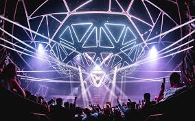 Las Vegas Coolest Light Show Is Hidden In This Nightclub Vegas Fun Las Vegas Nightlife Light Show