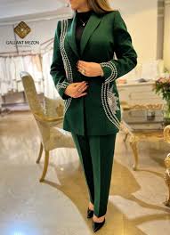 کت و شلوار زنانه مجلسی سبز جواهر دوزی - مزون گالانت