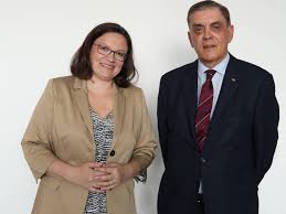 Romani rose (born 1946 at heidelberg, germany) is a romany activist and head of the central council of german sinti and roma. Gesprach Des Vorsitzenden Des Zentralrats Deutscher Sinti Und Roma Romani Rose Mit Der Vorsitzenden Der Spd Andrea Nahles Zentralrat Deutscher Sinti Und Roma