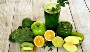 10 manfaat lemon yang belum anda ketahui (plus bonus), cara membuat minuman detox lemon campur bayam, jus stroberi pisang lebih enak campur jeruk lemon. 5 Resepi Detoks Green Juice Yang Mudah