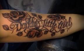 Tato tulisan keren di dada seperti di tangan dada kaki punggung dan lengan. Kumpulan Tato Tulisan Ide Tato Tulisan For Android Apk Download Download Kumpulan Gambar Tato Tulisan Penuh Makna Bergambar Tat Tattoos Tattoo Quotes Ink