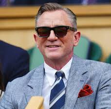 Daniel Craig In Jacques Marie Mage