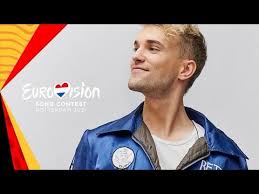 Speaking of interviews, this eurovoxx interview reveals from the 13:28 mark that one of the dancers seen with the roop in their 2020 and 2021 eurovision entries is also working with jendrik for his eurovision performance. Eurovision Germany 2021 Jendrik Sigwart I Don T Feel Hate Snippet Youtube