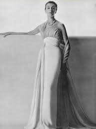Robe Du Soir 1953 Idees De Mode Dior Robes D Epoque