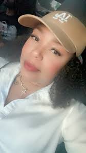 I am my own walking Billboard ….. come have a seat in my chair💕