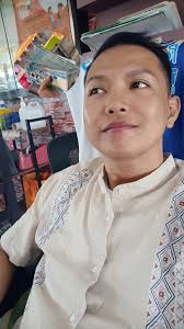 🎉 I recently helped Marialulu Calderonfrancisco, Melanie Ordoñez Castillo  and 2 others earn the Conversation Starter badge! It's exciting support  them and be a part of their community. Check out their content