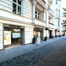 Entdecken sie das gesamte produktportfolio der. Degussa Eroffnet Ankaufszentrum Fur Edelmetalle In Berlin Munzenwoche