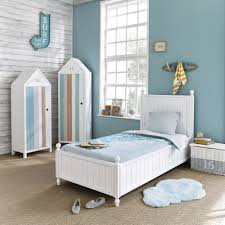 Wooden Beach Hut Wardrobe In White W 60cm Maisons Du Monde Chambre Enfant Bord De Mer Decoration Chambre Garcon Chambre De Surf