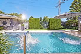Reps Gmbh In Auerbach Munchen Schwimmbad Whirlpool Poolservice Pool Whirlpool Schwimmbader