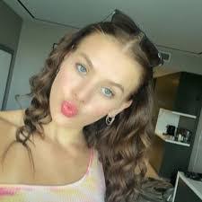 Christina Petrillo's Instagram, Twitter & Facebook