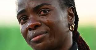 I'm Carolyn from Ukambani mwingi and am age 26, I'm in tears pls, you & ur  followers just hv to help me, As you can see from my photos, I'm a very,