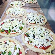 مشويات ومطعم الشباب في تبوك