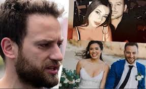 Πολίτης μπάμπης (1992) στη χώρα των φευγάτων (1993) γαλάζια κρουαζιέρα (1993) ο χήρος η χήρα και τα χειρότερα (1993) οι νεοέλληνες (1993) της ελλάδος τα παιδιά (1993) οι μεν και οι δεν (1993) καλημέρα ζωή (1993) Glyka Nera Otan H Karolain Katalabe Oti O Mpamphs Den Htan O Prigkipas Toy Paramy8ioy Ta Nea