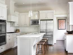 Whatever the size of your home or family, with cabinets in different sizes, drawers with endless possibilities and interior organizers made to match, you can turn the kitchen of your dreams into the kitchen in your home. Shaker Kitchen Cabinets Transitional Kitchen Courtney Giles Interiors