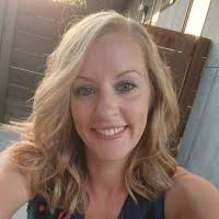 Jessica Mooneyham's Instagram, Twitter & Facebook