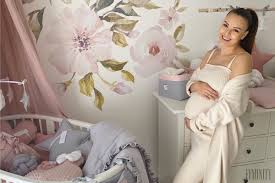 Jun 22, 2021 · velký význam věnujeme ochraně vašich osobních údajů a za účelem dodržení zásady transparentnosti při jejich zpracování a vašeho pochopení, jak můžete realizovat svá práva, vás informujeme, že od 18.03.2020 vstoupila v platnost nová verze zásad ochrany osobních údajů a zásad použití cookies a automatického protokolování. Krasna Monika Bagarova Sa Stala Prvykrat Mamou Prva Foto Dcerky Meno Dostala Po Tejto Zene Z Rodiny Feminity Sk