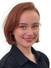 Evie Moore's Instagram, Twitter & Facebook