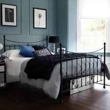 The low, angular simplicity of the simplest of metal beds set off the bedroom in any fashionable pad with their sleek, tidy lines. Pin By Julie Gaede On Love It Black Bed Frame Bedroom Colors Luxury Bed Frames