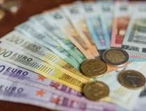 Vezi evolutia euro / dolarul sua din 2020. Curs Euro Eur Azi Wall Street