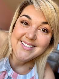 MATTE about you! #Repost Redken ・・・ The 🆕 Shades EQ Gloss Matte Family  consists of 4️⃣ new shades with the iconic shine and conditioning of Shades  EQ. Inspired by cool, earthy tones,