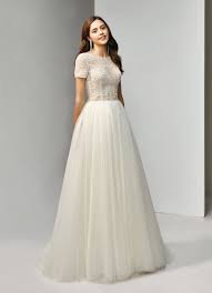 Top angebote auf brautkleider vintage und hochzeitskleider spitze. Cremefarbenes Besticktes Brautkleid Mit Prinzessschnitt Und Armeln Von Beautiful Bridal Modell Bt19 24 Heiraten Mit Braut De