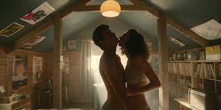 Tanya Reynolds nude - Sex Education s01e06 (2019) famous sex scenes -  Celebs Roulette Tube