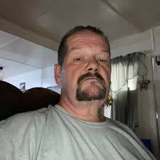 Troy Kelly's Instagram, Twitter & Facebook