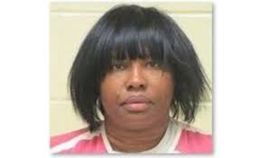 Bossier City police: Woman left child in car while she shopped