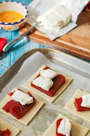 This puerto rican favorite equals pure deliciousness. Pastelitos De Guayaba Guava And Cheese Pastry Latina Mom Meals