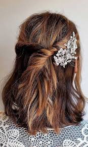 There are plenty of wedding hairstyles for short hair. No Fuss Ways To Figuring Out Short Hair Styles For Your Indian Wedding Bridal Look Wedding Blog