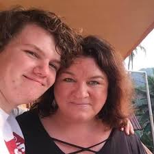 Gotta vent... my manager at work has been using Chat GPT and is completely  mesmerized by it for some reason. I brushed it off for a while, but today  she was encouraging