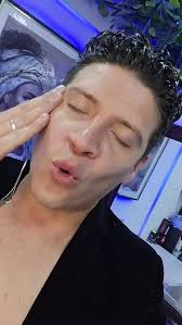 Lo mejor en perfumeria 😍 @ellael_parfum.cl , #historia #chile #risas