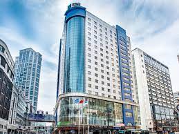 Cozy atmosphere, design, or maybe delicious breakfasts? Holiday Inn Express Dalian City Center Ihg Hotel