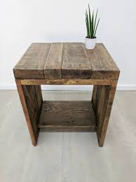 Reclaimed Wood Bedside Table Lauake In Medium Oak Finish In 2020 Handmade Bedside Tables Reclaimed Wood Furniture