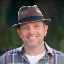 Brian Averill's Instagram, Twitter & Facebook