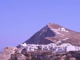 Το όμορφο ξενοδοχειακό μας συγκρότημα είναι χτισμένο με την παραδοσιακή κυκλαδίτικη αρχιτεκτονική και είναι οικογενειακή. Panemorfh Folegandros Beautiful Folegandros Posts Facebook