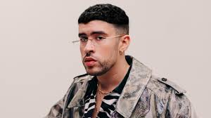 Well, would you believe me if i told you they were really romantic? Bad Bunny Drops New Album Yhlqmdlg Listen Pitchfork