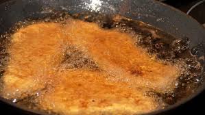 Kamu bisa menambahkan irisan jamur merang maupun wortel dalam adonan . Cara Membuat Kremes Ayam Sederhana Tanpa Santan Yang Renyah Dan Anti Gagal