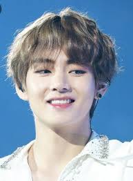 صور تايهيونغ من Bts صور تاي تاي Taehyung Taehyung Smile Bts Taehyung