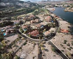 Our photo gallery of las vegas nevada is full of cityscapes featuring the neon lights of las vegas. Above Lake Las Vegas