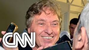 Polícia indicia e pede prisão preventiva de Saul Klein por crimes sexuais