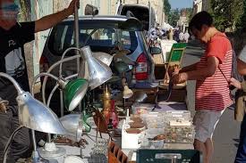 Brocante dans le département 60, oise. La Chartre Sur Le Loir La Brocante Sera Completee D Une Braderie Ce Week End Le Mans Maville Com
