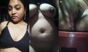 Tamil Aunty’s porn MMS of lip-smacking kisses & boob press