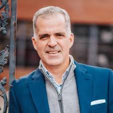 Daryl Crouch's Instagram, Twitter & Facebook