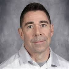 Karen Mchenry's Instagram, Twitter & Facebook