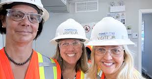 All smiles at Vaudreuil-Soulanges hospital site visit